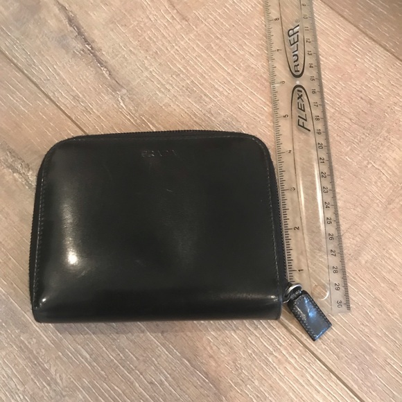 Leather Prada Wallet - Picture 7 of 7
